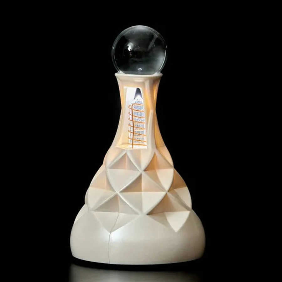 Living Crystal with pearl white standard base